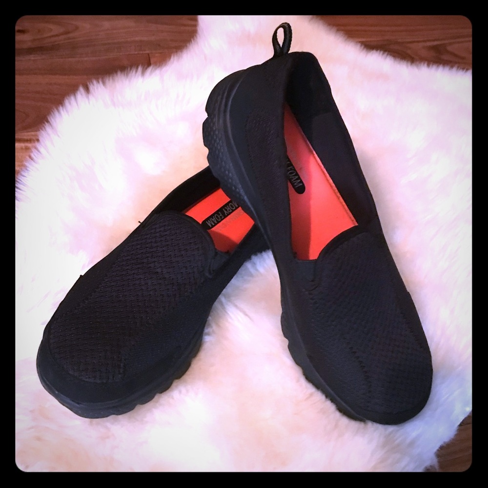 Danskin now memory foam slip on shoes